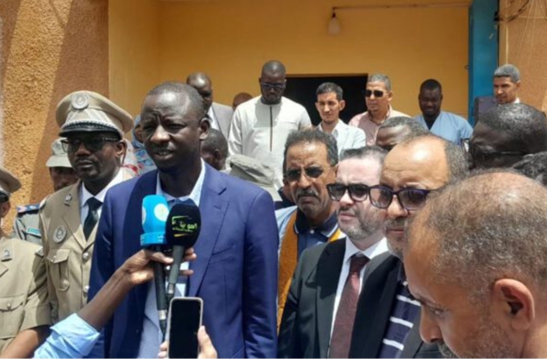 وزير الصحة يتفقد عددا من المنشآت الصحية في مدينة لعيون